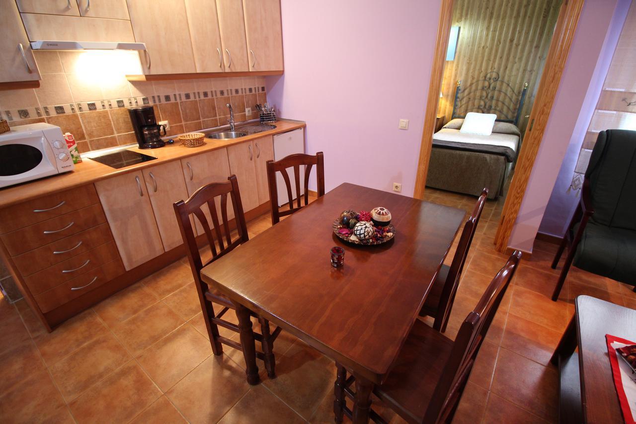 Sierra De Monfrague Appartement Torrejón el Rubio Buitenkant foto
